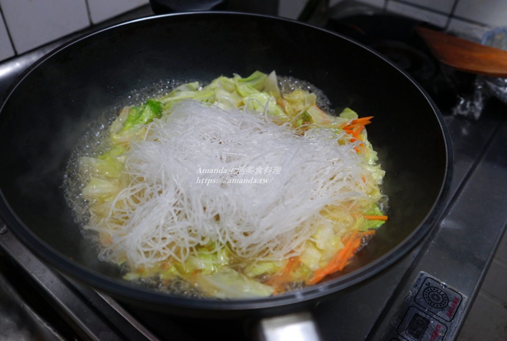 Amanda食譜,十分鐘上菜,台灣料理,台灣料理食譜,炒冬粉,炒粉絲,肉末炒冬粉,肉末炒粉絲,肉燥炒冬粉,肉燥炒粉絲,肉醬炒粉絲,食譜 @Amanda生活美食料理