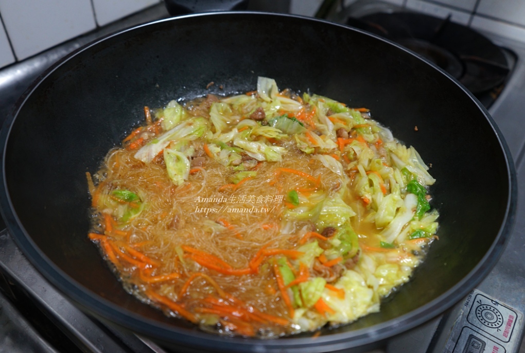 Amanda食譜,十分鐘上菜,台灣料理,台灣料理食譜,炒冬粉,炒粉絲,肉末炒冬粉,肉末炒粉絲,肉燥炒冬粉,肉燥炒粉絲,肉醬炒粉絲,食譜 @Amanda生活美食料理
