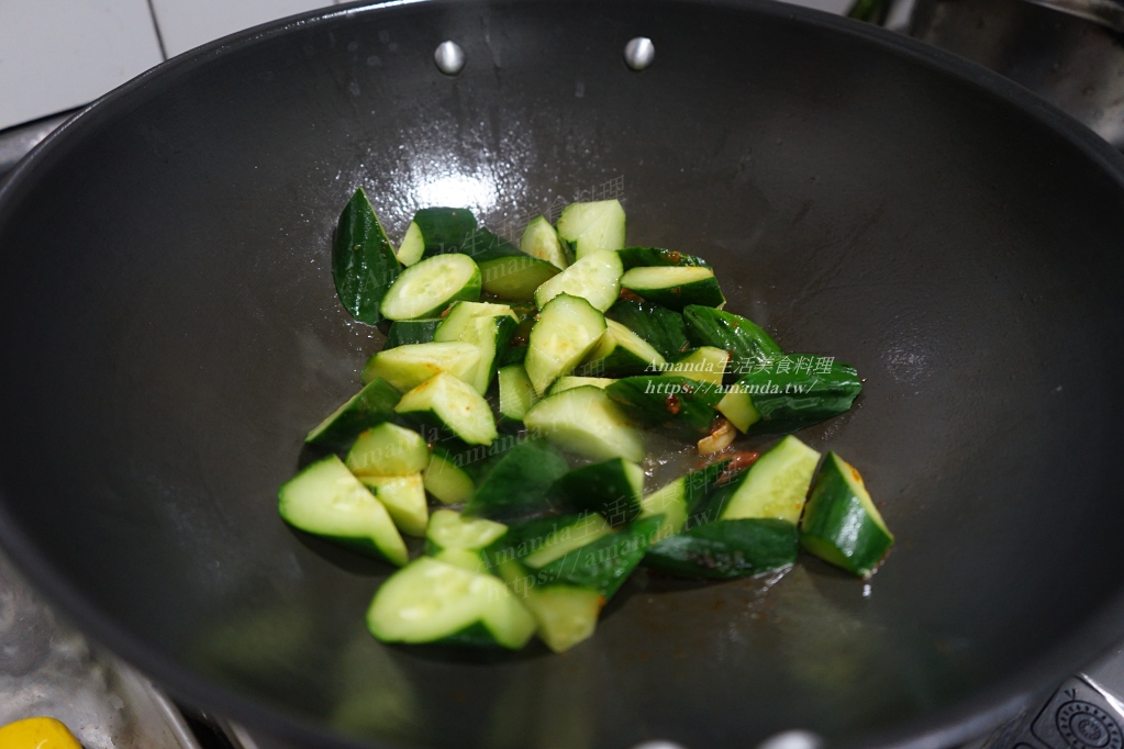10分鐘上菜,10分鐘料理,Amanda食譜,低醣,十分鐘上菜,小黃瓜炒杏鮑菇,小黃瓜炒菌菇,快炒,炒小黃瓜,炒杏鮑菇,瘦身料理,蔬食,豆瓣醬,開胃菜,食譜 @Amanda生活美食料理 10分鐘上菜,10分鐘料理,Amanda食譜,低醣,十分鐘上菜,小黃瓜炒杏鮑菇,小黃瓜炒菌菇,快炒,炒小黃瓜,炒杏鮑菇,瘦身料理,蔬食,豆瓣醬,開胃菜,食譜 @Amanda生活美食料理