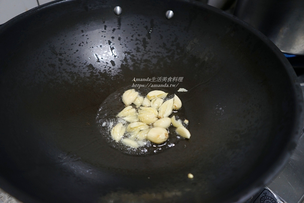Amanda食譜,低脂料理,低醣料理,十分鐘上菜,洋蔥料理,蛋白質,雞絲,雞肉料理,雞胸肉料理,電鍋料理,電鍋蒸雞胸肉,食譜 @Amanda生活美食料理