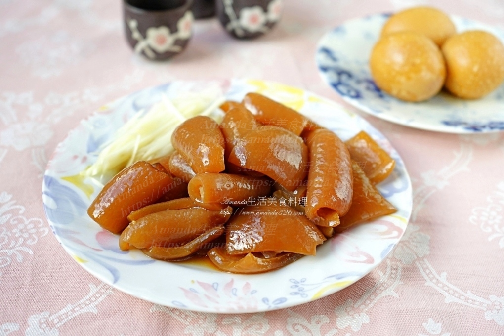 Amanda食譜,傳統市場,台灣小吃,如何滷豬皮,挑選豬皮,滷味,滷豬皮,滷豬皮材料,生西專皮,生豬皮,豬皮去油,豬皮去油脂,豬皮怎麼滷,豬皮處理,豬皮食譜,豬皮麼煮,購買豬皮,食譜,魯豬皮,黑白切 @Amanda生活美食料理