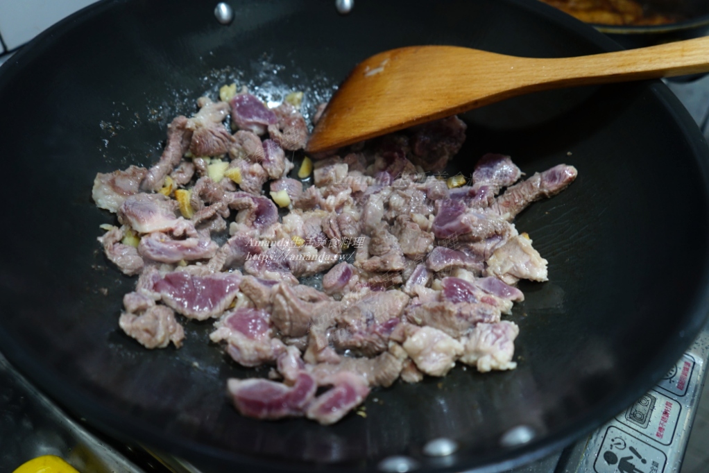 Amanda食譜,剝皮辣椒,剝皮辣椒炒洋蔥肉,剝皮辣椒炒肉,十分鐘上菜,快炒,快炒豬肉,梅花肉,梅花肉料理,洋蔥,洋蔥炒肉,豬肉,豬肉料理,辣椒炒肉,食譜 @Amanda生活美食料理 Amanda食譜,剝皮辣椒,剝皮辣椒炒洋蔥肉,剝皮辣椒炒肉,十分鐘上菜,快炒,快炒豬肉,梅花肉,梅花肉料理,洋蔥,洋蔥炒肉,豬肉,豬肉料理,辣椒炒肉,食譜 @Amanda生活美食料理