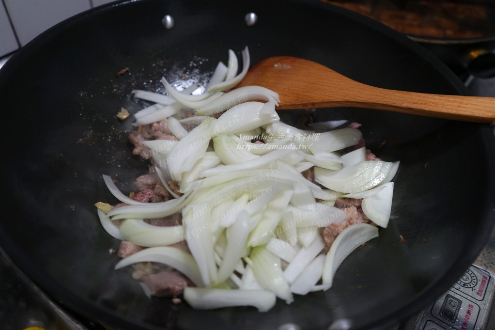 Amanda食譜,剝皮辣椒,剝皮辣椒炒洋蔥肉,剝皮辣椒炒肉,十分鐘上菜,快炒,快炒豬肉,梅花肉,梅花肉料理,洋蔥,洋蔥炒肉,豬肉,豬肉料理,辣椒炒肉,食譜 @Amanda生活美食料理 Amanda食譜,剝皮辣椒,剝皮辣椒炒洋蔥肉,剝皮辣椒炒肉,十分鐘上菜,快炒,快炒豬肉,梅花肉,梅花肉料理,洋蔥,洋蔥炒肉,豬肉,豬肉料理,辣椒炒肉,食譜 @Amanda生活美食料理