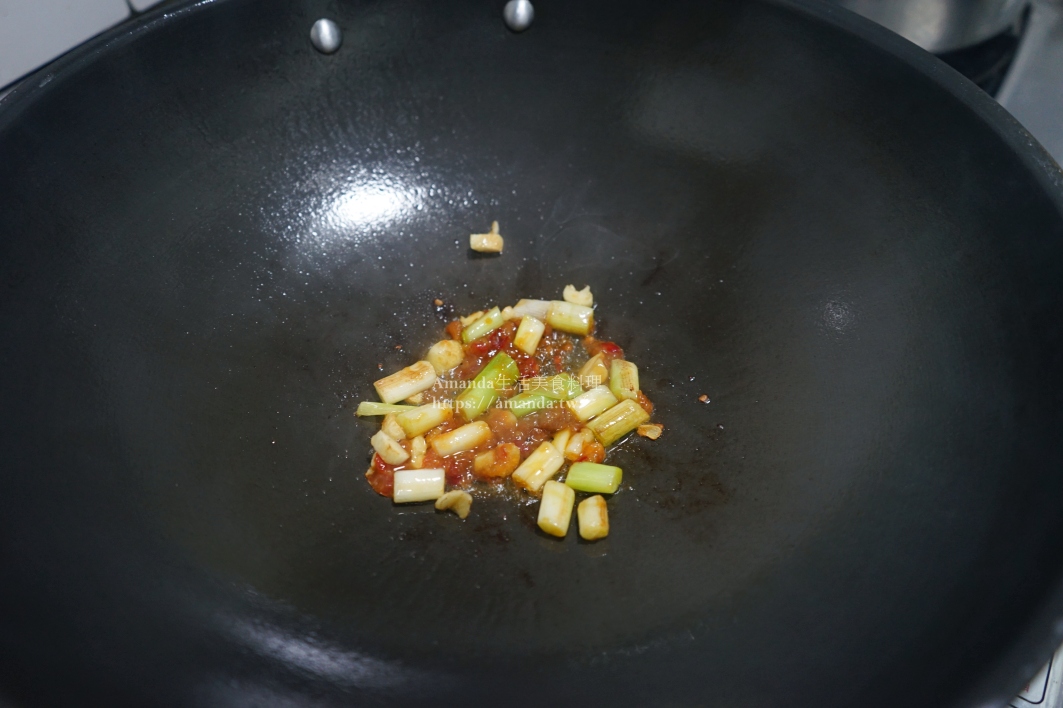 10分鐘料理,Amanda食譜,十分鐘上菜,櫛瓜料理,櫛瓜炒燉牛腱,櫛瓜炒牛肉,櫛瓜炒牛腱,櫛瓜食譜,滷牛腱,燉牛肉,燉牛肉料理,牛肉料理,牛肉食譜,牛腱肉,牛腱肉料理,食譜 @Amanda生活美食料理