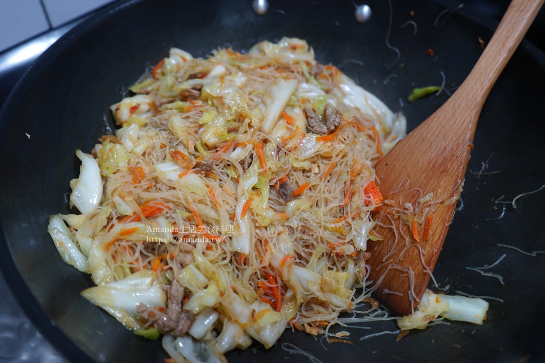 Amanda食譜,台式炒米粉,台灣小吃,台灣美食,櫻花蝦炒米粉,櫻花蝦肉絲炒米粉,炒米粉影片,炒米粉影音,肉絲炒米粉,食譜,食譜影音 @Amanda生活美食料理 Amanda食譜,台式炒米粉,台灣小吃,台灣美食,櫻花蝦炒米粉,櫻花蝦肉絲炒米粉,炒米粉影片,炒米粉影音,肉絲炒米粉,食譜,食譜影音 @Amanda生活美食料理