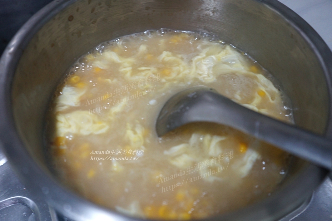 Amanda食譜,台式玉米濃湯,濃湯,無奶油玉米濃湯,牛排館玉米濃湯,玉米湯,玉米濃湯,雞湯,雞骨高湯,雞高湯,食譜,鮮奶玉米濃湯 @Amanda生活美食料理