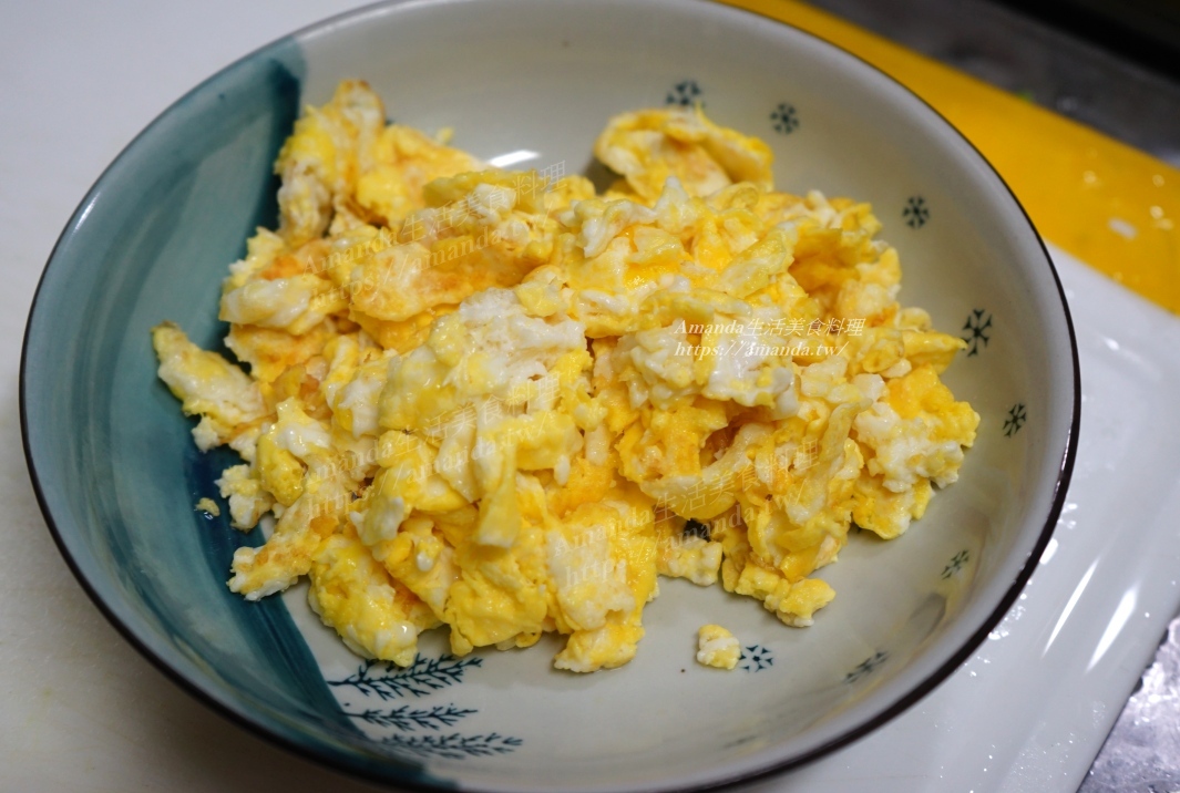 Amanda食譜,十分鐘上菜,炒空心菜,空心菜料理,空心菜炒蛋,蔬菜炒蛋,蔬食,蛋料理,蛋炒空心菜,蛋炒蔬菜,雞蛋料理,食譜 @Amanda生活美食料理
