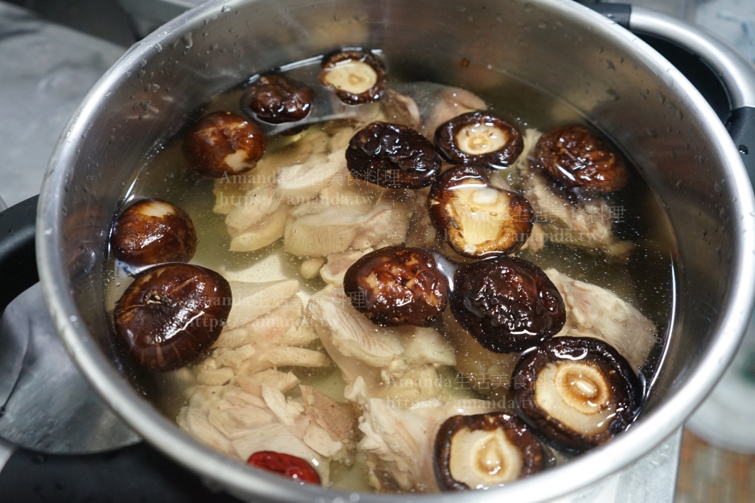 Amanda食譜,低膽固醇,去皮雞湯,去皮雞肉,去皮雞腿肉,地中海料理,銀耳紅棗雞湯,銀耳雞湯,銀耳香菇雞湯,雞湯,食譜,養生湯 @Amanda生活美食料理 Amanda食譜,低膽固醇,去皮雞湯,去皮雞肉,去皮雞腿肉,地中海料理,銀耳紅棗雞湯,銀耳雞湯,銀耳香菇雞湯,雞湯,食譜,養生湯 @Amanda生活美食料理