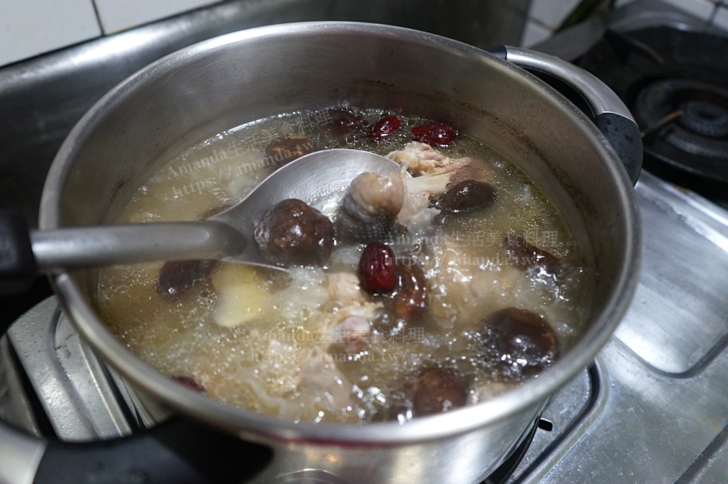 Amanda食譜,低膽固醇,去皮雞湯,去皮雞肉,去皮雞腿肉,地中海料理,銀耳紅棗雞湯,銀耳雞湯,銀耳香菇雞湯,雞湯,食譜,養生湯 @Amanda生活美食料理 Amanda食譜,低膽固醇,去皮雞湯,去皮雞肉,去皮雞腿肉,地中海料理,銀耳紅棗雞湯,銀耳雞湯,銀耳香菇雞湯,雞湯,食譜,養生湯 @Amanda生活美食料理