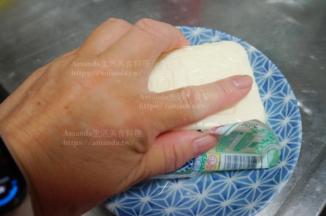 Amanda食譜,十分鐘上菜,柴魚涼拌豆腐,涼拌皮蛋豆腐,皮蛋豆腐,素食,花生涼拌豆腐,蔬食,食譜 @Amanda生活美食料理