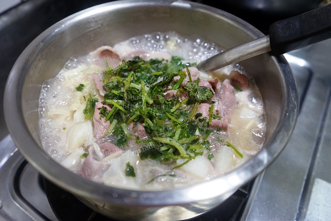 Amanda食譜,不含中藥羊肉湯,本土羊肉,羊肉冬粉,羊肉湯,羊肉粉絲,羊肉蔬菜冬粉,美食,食譜,高湯 @Amanda生活美食料理