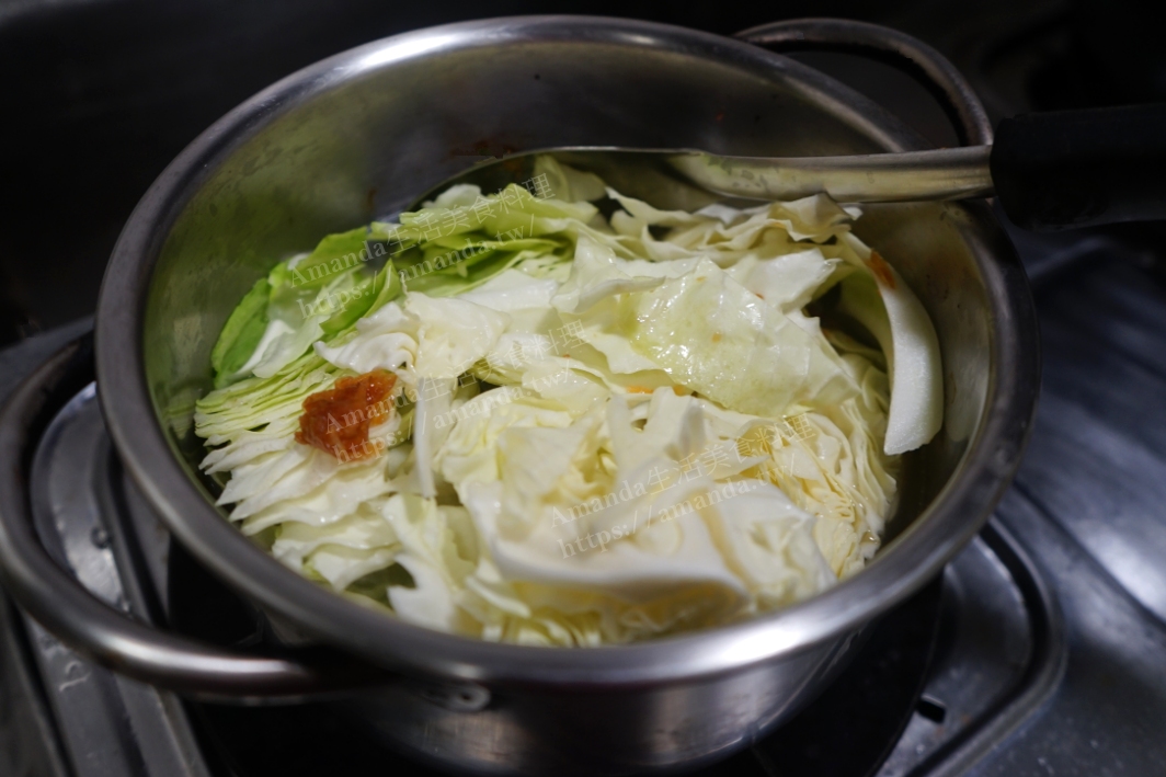 Amanda食譜,十分鐘上菜,台灣小吃,台灣美食,湯米粉,米粉湯,細米粉湯,自己煮,陽春米粉湯,食譜,餛飩湯米粉,餛飩米粉湯,高湯米粉 @Amanda生活美食料理