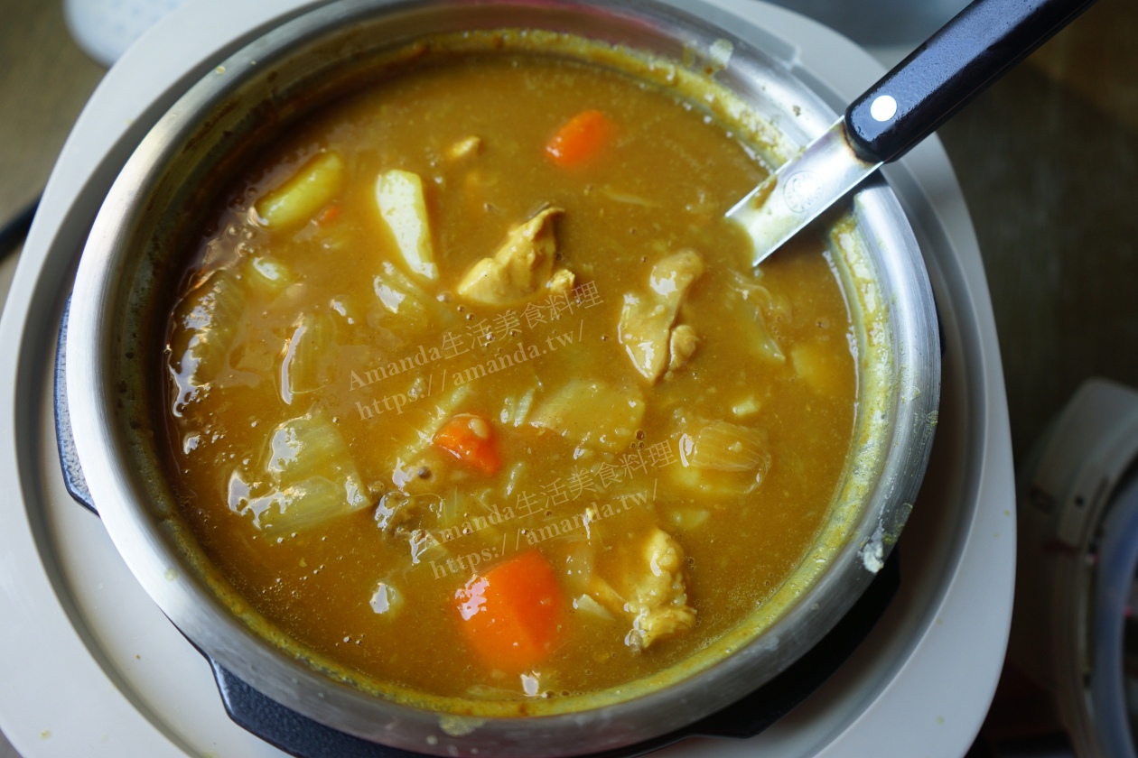 Amanda食譜,一鍋煮,免顧火,咖哩雞,咖哩雞燴飯,壓力鍋一鍋煮,壓力鍋料理,壓力鍋煮咖哩雞,快過料理,美食,萬用鍋料理,雞肉料理,雞胸肉料理,雞腿料理,食譜 @Amanda生活美食料理
