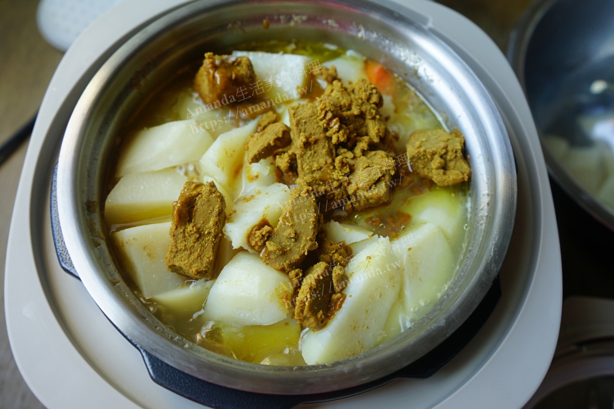 Amanda食譜,一鍋煮,免顧火,咖哩雞,咖哩雞燴飯,壓力鍋一鍋煮,壓力鍋料理,壓力鍋煮咖哩雞,快過料理,美食,萬用鍋料理,雞肉料理,雞胸肉料理,雞腿料理,食譜 @Amanda生活美食料理