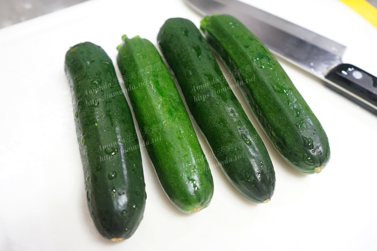 十分鐘上菜,家常菜,櫛瓜料理,炒櫛瓜,美食,自己煮,蒜炒櫛瓜,蔬菜,蔬食,食譜 @Amanda生活美食料理